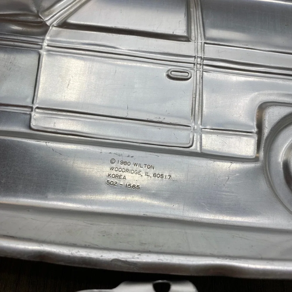 Vintage Wilton‎ Car and Van Cake Pan Set 1980 1989 Aluminum Bakeware 2 Piece